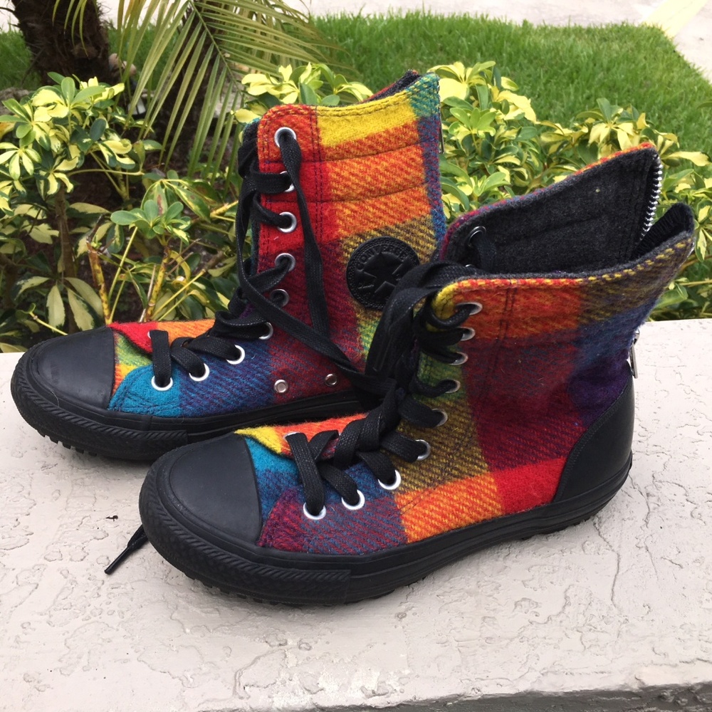 WOMEN'S CONVERSE CHUCK TAYLOR HI RISE WOOL BOOTS